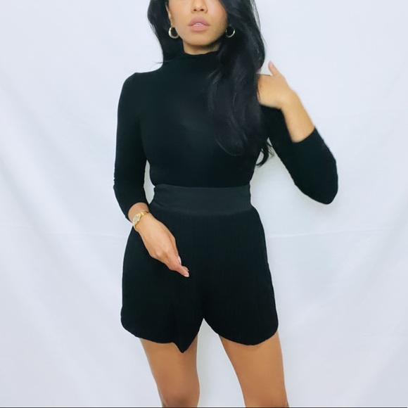 Tularosa | Black Celeste High Waist Shorts M NWT - Picture 12 of 13